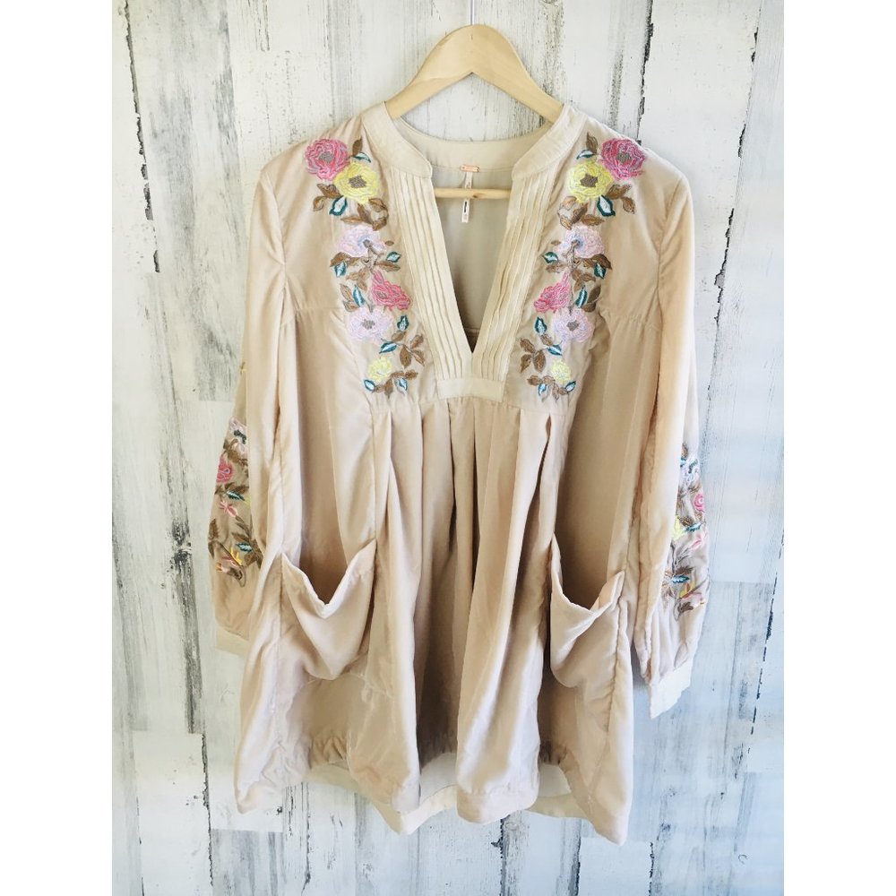 NWOT Free People Mia Embroidered Velvet Tunic Dress Beige w Pockets XS